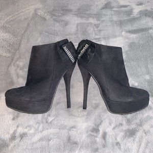 Black Velvet Heels Size 7